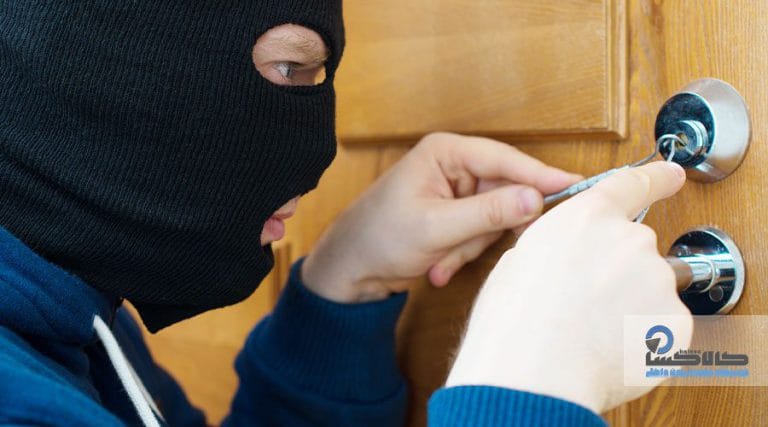 درب ضد سرقت چوبی با ویژگیهای ضد دیلم
