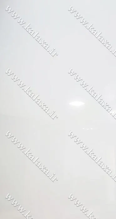 صفحه روی کابینت سفید ساده براق