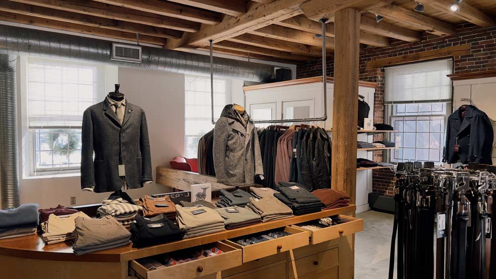 طراحی دکوراسیون داخلی مغازه پوشاک مردانه