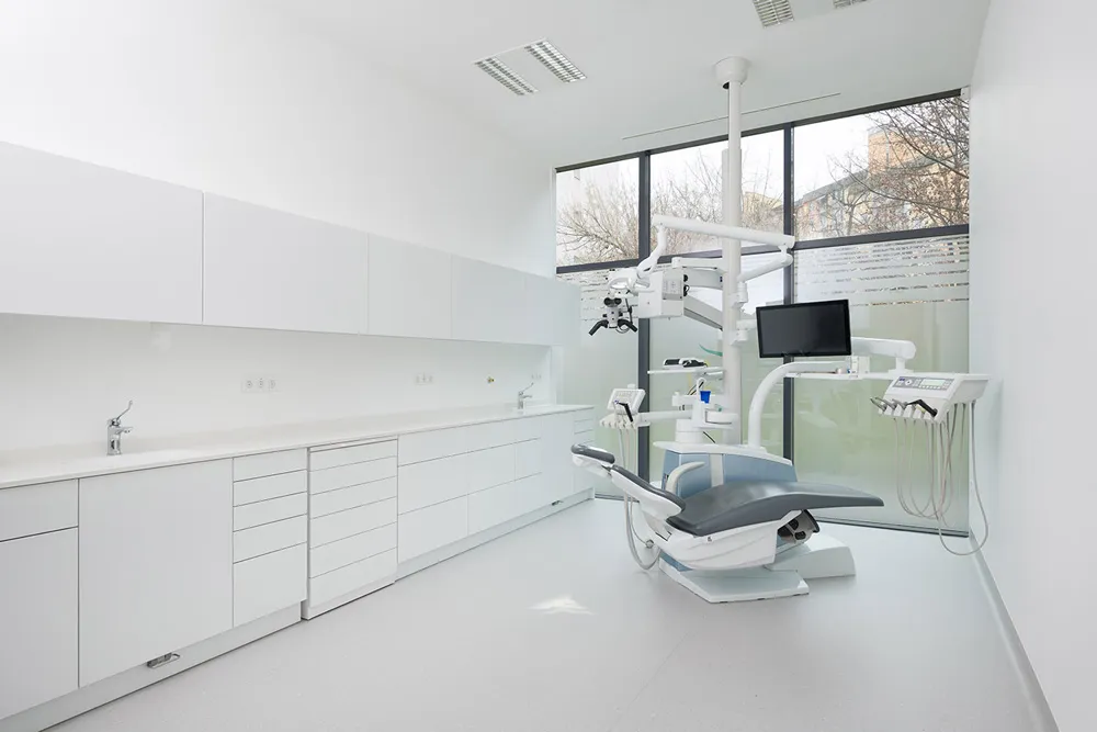 عکس مطب دندانپزشکی ساده
