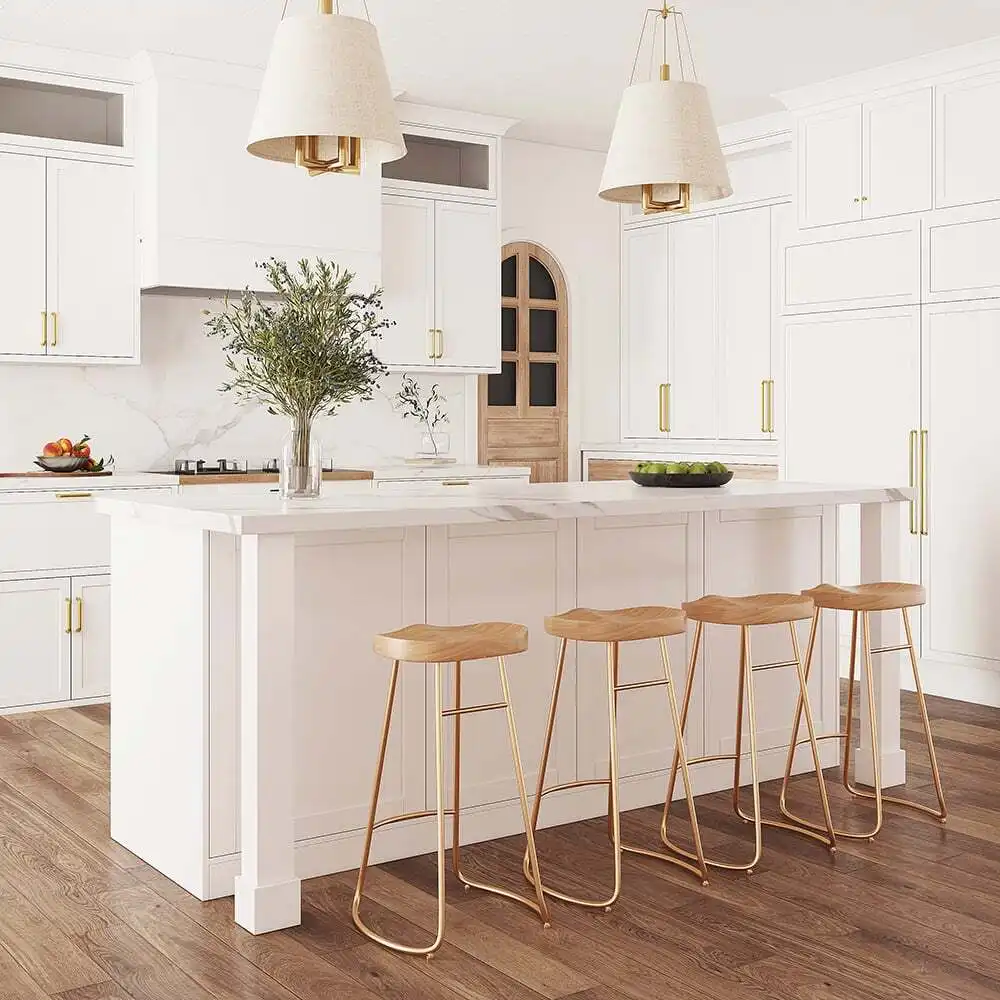 کابینت نئوکلاسیک سفید طلایی مات کابینت ممبران نئوکلاسیک سفید طلایی مات با جزیره
