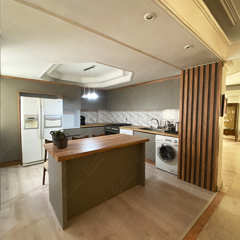 کابینت هایگلاس طوسی چوبی